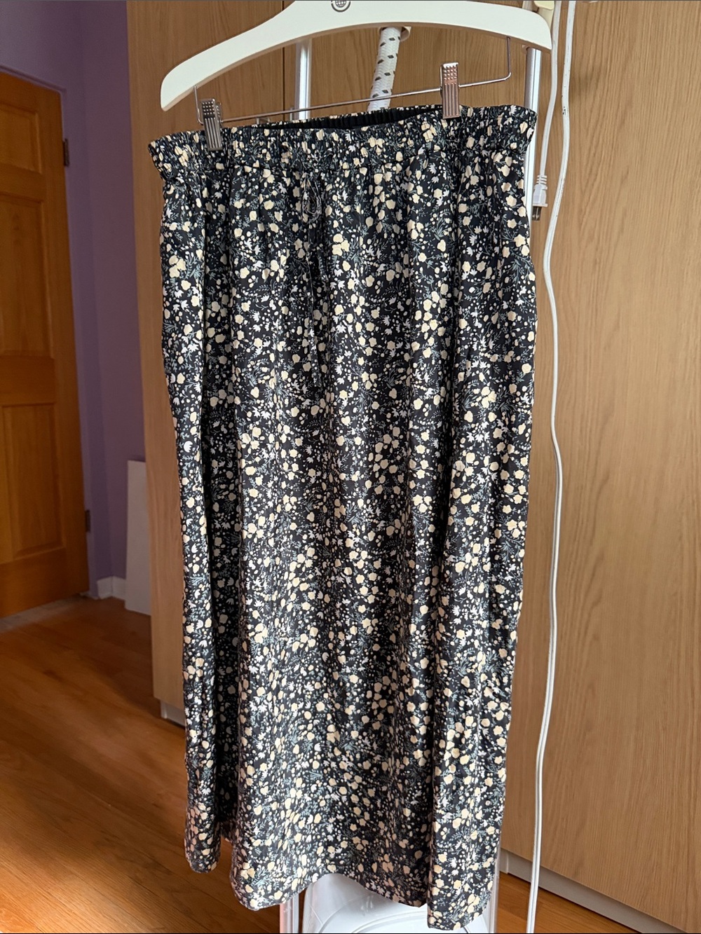 J. Crew 100 % Silk Black Midi Skirt with Cream Speckled Print and Pockets